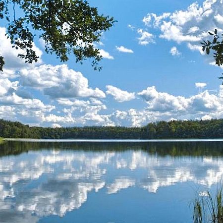 Holiday Home Close To The Lake Shore, Dabrowica Dabrowica (Szczecinek) Exterior foto