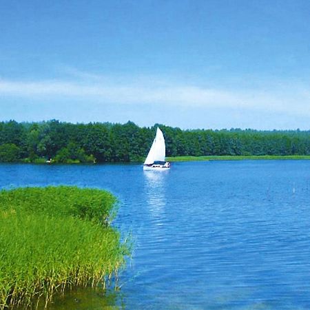 Holiday Home Close To The Lake Shore, Dabrowica Dabrowica (Szczecinek) Exterior foto
