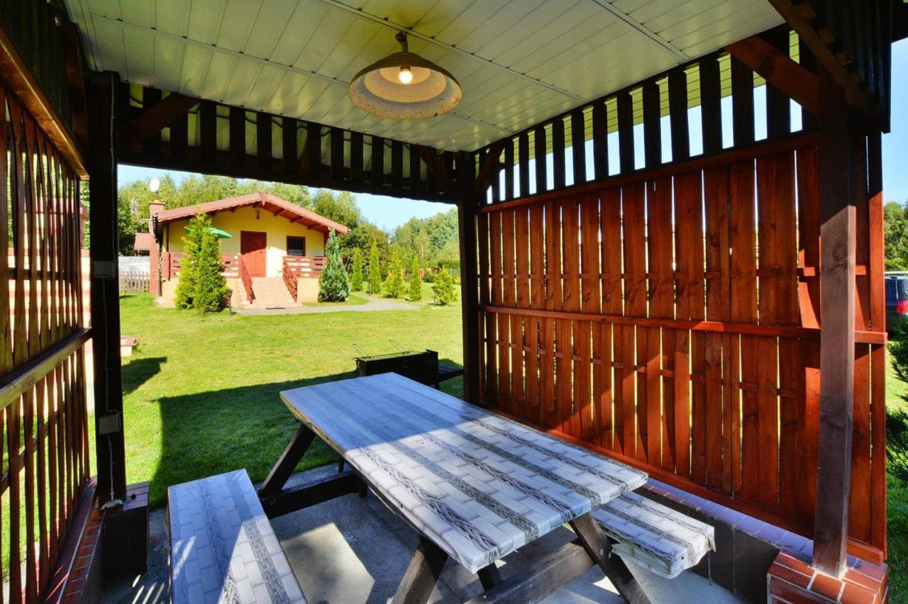 Holiday Home Close To The Lake Shore, Dabrowica Dabrowica (Szczecinek) Exterior foto