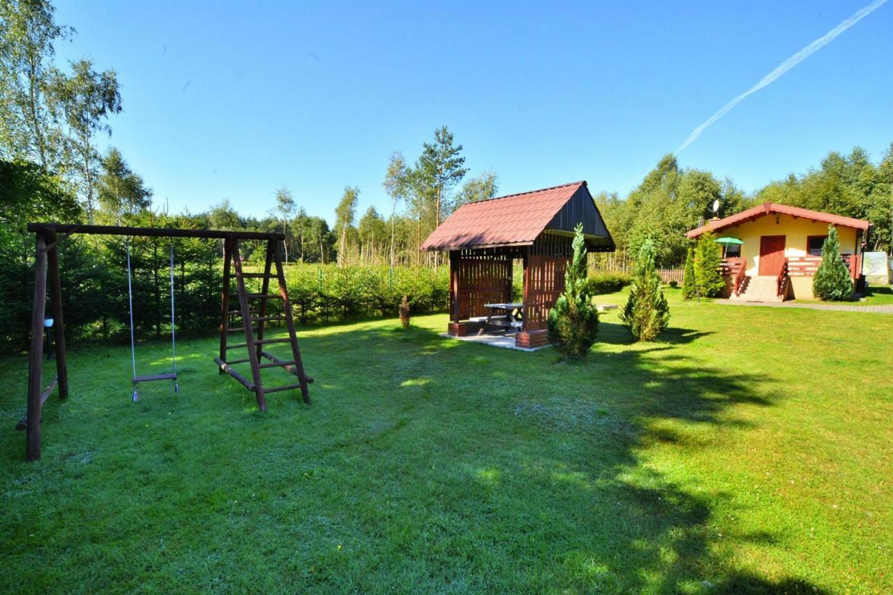 Holiday Home Close To The Lake Shore, Dabrowica Dabrowica (Szczecinek) Exterior foto