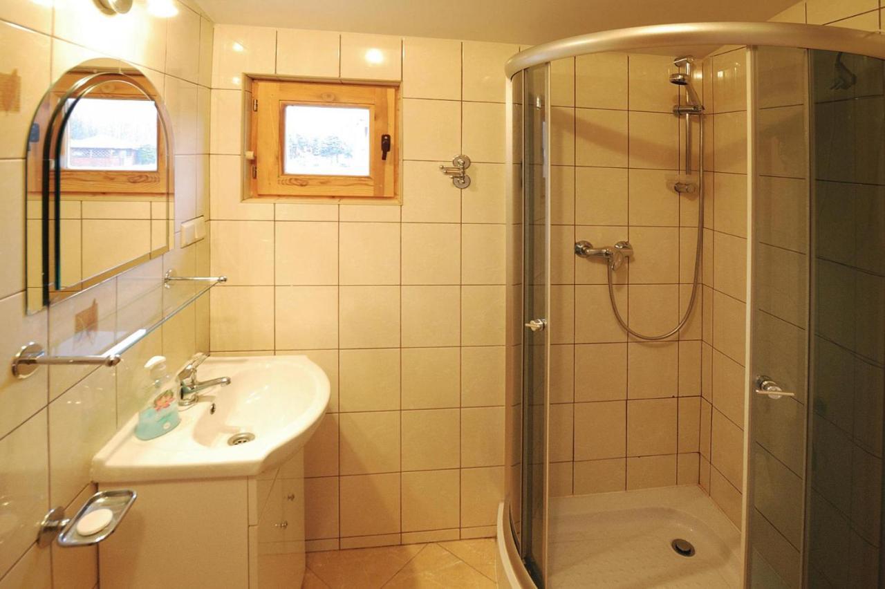 Holiday Home Close To The Lake Shore, Dabrowica Dabrowica (Szczecinek) Exterior foto